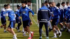 Miku, con el dorsal 7, es la gran novedad para enfrentarse al Pontevedra