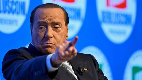 El ex primer ministro y lder de Forza Italia, Silvio Berlusconi, en su mitin final de campaa en Miln en el 2022.