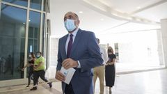 Julio Garc�a Comesa�a es conselleiro desde hace un a�o.