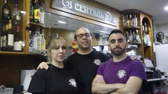 Silvia Aguirre, �lex P�rez y Daniel P�rez forman parte del equipo de Caf� Central, que cumple trece a�os en las Galer�as Centrales. 