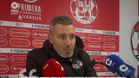 �scar Cano en rueda de prensa.