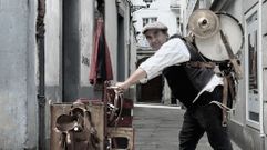 C Orquestra Pantasma tocar en la sesin infantil por la maana.