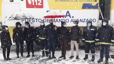 Puesto de mando avanzado de las labores de rescate del alud de San Isidro en Felechosa