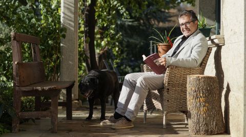 Xos� Carlos Caneiro (Ver�n, 1963).