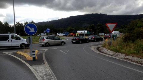 Retenciones en la carretera de Mesn do Vento