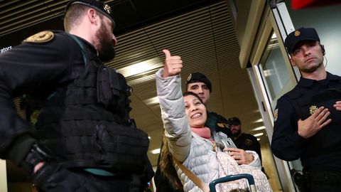 Una de las pasajeras que viajaban en el avi�n de Air Canada, ya en Barajas