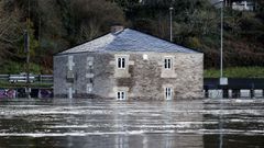 El Mi�o, desbordado a la altura de O Mu��o