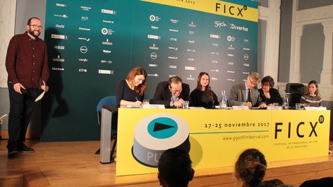 Un divertido momento de la proclamaci�n del palmar�s del FICX55