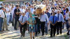 Entierro de Sergio, una de las v�ctimas del doble crimen de Arbo, en julio del 2015
