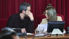 Rub�n Arroxo y Lara M�ndez, durante un pleno municipal