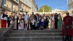 Foto de grupo de los ganadores de los premios en la plaza de Espa�a