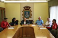 El trofeo veraniego fue presentado ayer en el ayuntamiento larach�s.