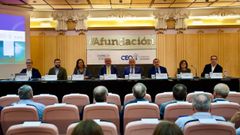 David Mart�nez presidi� su primera asamblea general como presidente de la CEO