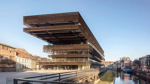 Mediateca Waalse Krook, en Gent (B�lgica)
