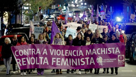 Imagen de una manifestacin contra la violencia machista en A Corua.