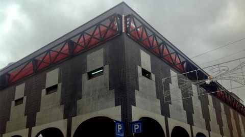 Edificio del mercado de San Agustín, sede de los cines Centro