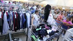 xito en la apertura de la feria de oportunidades de Cambados