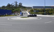 El TSXG admiti� el recurso contra el acuerdo de la Xunta que permiti� el nuevo vial y rotonda. 