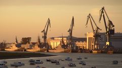 Corbetas en construcci�n para la Armada de Arabia, en los astilleros de Navantia en San Fernando, en foto de archivo