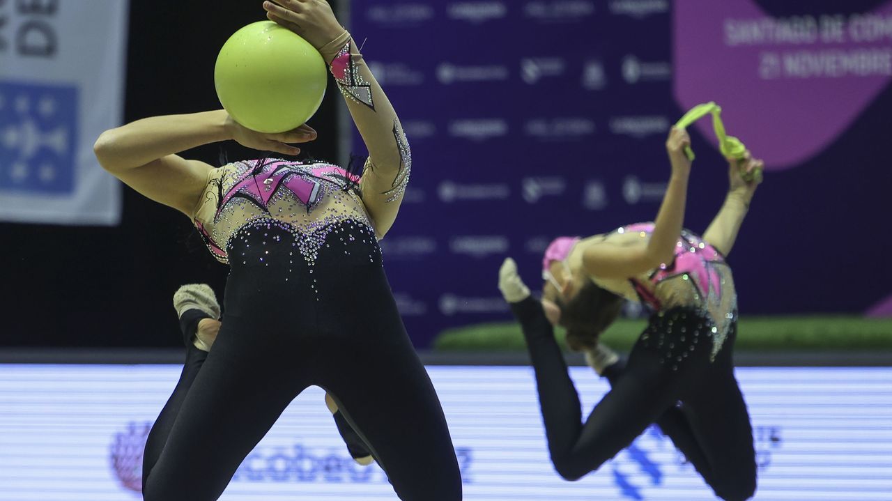 Más de mil deportistas participan este fin de semana en dos torneos de gimnasia rítmica en Negreira