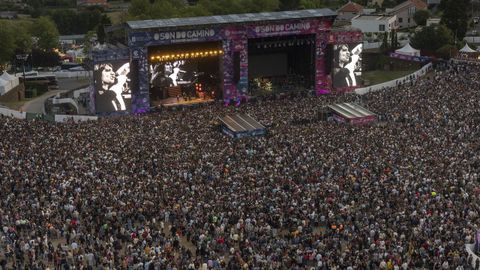 imagen panorámica del recinto durante el concierto de Amaral.