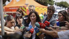 La presidenta de la Comunidad de Madrid, Isabel D�az Ayuso, en el Puesto de Mando Avanzado de Cenicientos.