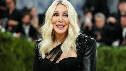 La cantante Cher.