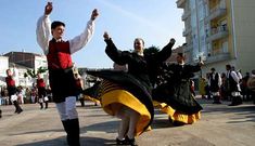 Xirandola actuar� na Praza das Coles, no Ser�n que xuntar� a quince grupos.