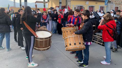 Entroido infantil en A R�a