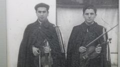 �Qui�n puede ayudar a identificar estas im�genes hist�ricas de rondallistas en Ferrol?