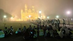 Los j�venes llegaron de madrugada, a�n con niebla en el Monte Medo