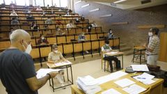 Arranca la selectividad en Lugo entre la distancia y la desinfecci�n
