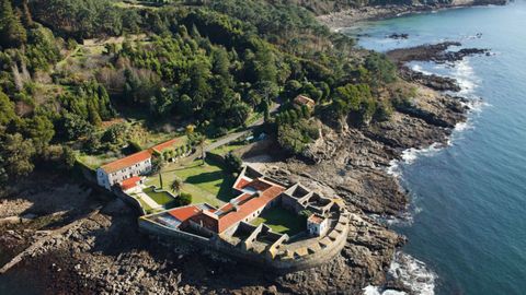 Castillo del Pr�ncipe en Cee