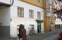 La vivienda en conflicto es un bajo de la calle Pontedeume, de Recimil.