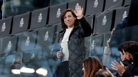 Rosa, ganadora de Pasapalabra, presente en el palco de autoridades de Abanca Riazor.