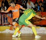 Burela y G�ldar empataron a dos tantos en la primera vuelta.