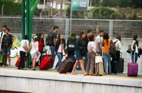 Renfe anuncia que llevar� a cabo controles de acceso para evitar las aglomeraciones. 