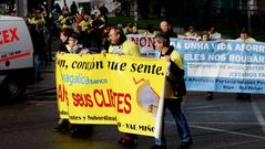 Protesta de los preferentistas en los juzgados de Vigo