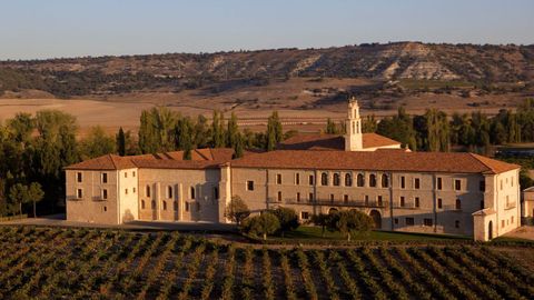 Vista del hotel Abadía de la Retuerta, en Sardón del Duero