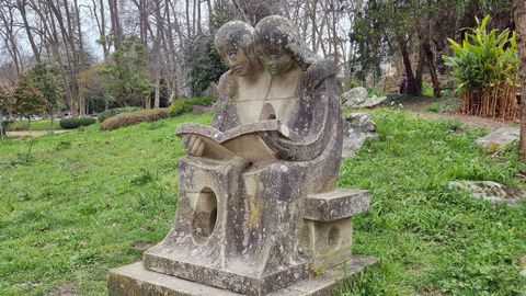 �Amor e agarimo� est� en el parque de Castrelos.