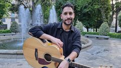 El cantautor Carlos Quintas