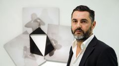 En la imagen, el escritor vigu�s �lex Mene, ganador del premio literario Mu��o do Vento