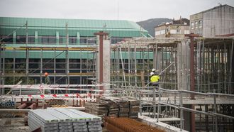 Obras en el edificio del nuevo centro de salud de Vilagarc�a.