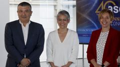 Rafael Lpez, Mara D. Mayn y Marisol Soengas en la la presentacin del congreso de la Asociacin Espaola de Investigacin sobre el Cncer (Aseica) en A Corua.