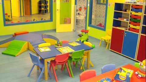 Todas las aulas de los centros son muy amplias, luminosas y cuentan con un sistema de renovacin de aire