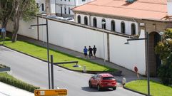 Vista de la muralla del Arsenal, cuyo derribo recibir fondos europeos dentro del proyecto de abrir Ferrol al mar.