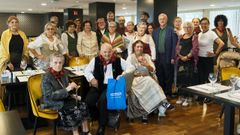 Parte de los socios de la Casa de Arag�n que participaron en la comida del D�a del Pilar