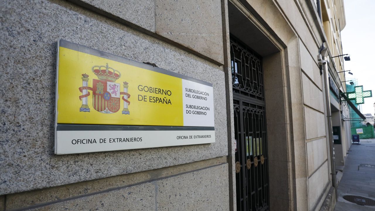Persona planificando un viaje compartido