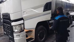 El veh�culo que fue perdiendo combustible desde Boiro era un cami�n cisterna