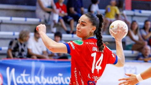 Aitana Santom&eacute;, en un partido con el Porri&ntilde;o.